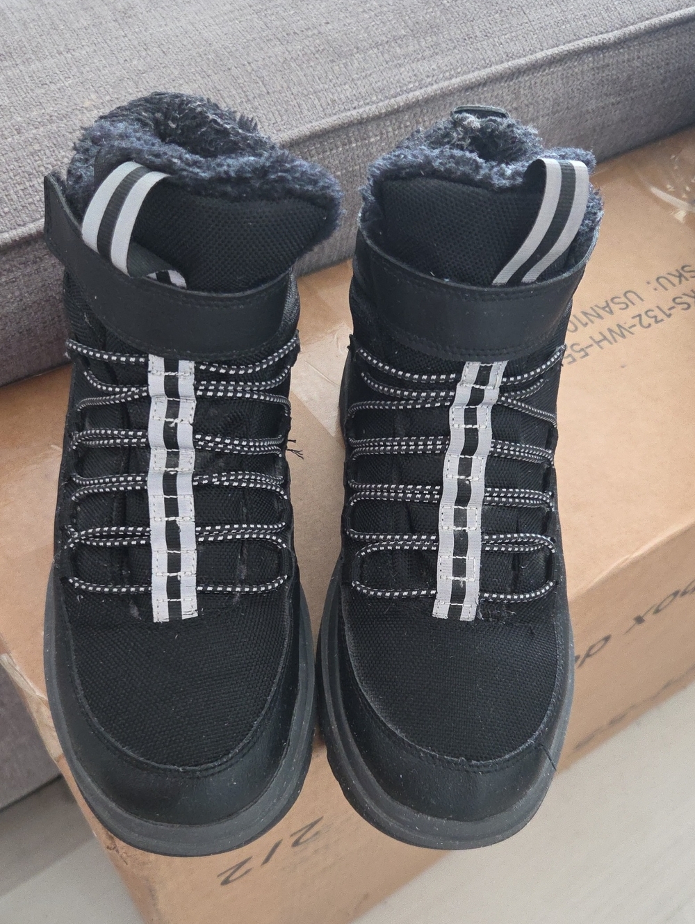 Kids Black Winter Boots Waterproof Size US 5